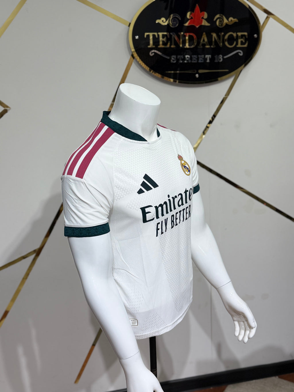 T-shirt Real Madrid 2027