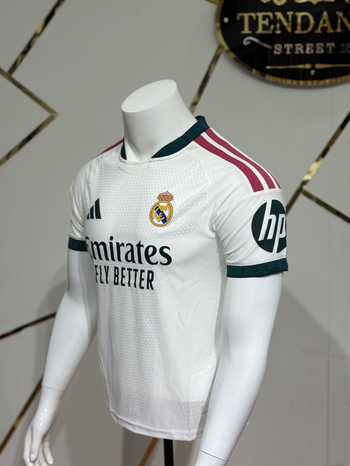 T-shirt Real Madrid 2027
