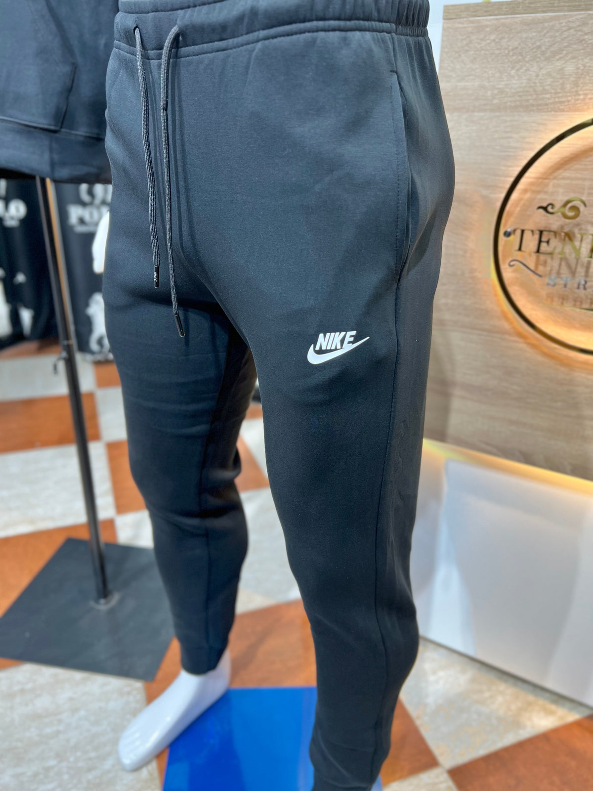 Ensemble nike